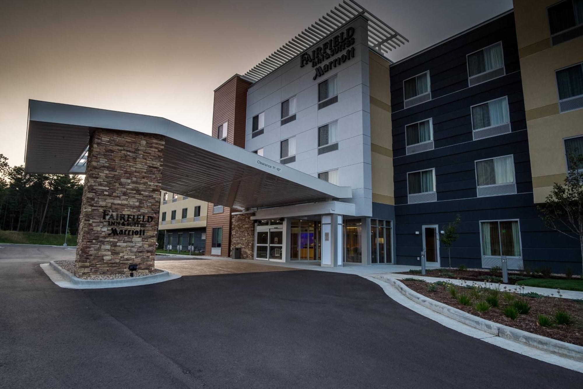 Fairfield Inn & Suites By Marriott Wisconsin Dells Lake Delton Εξωτερικό φωτογραφία